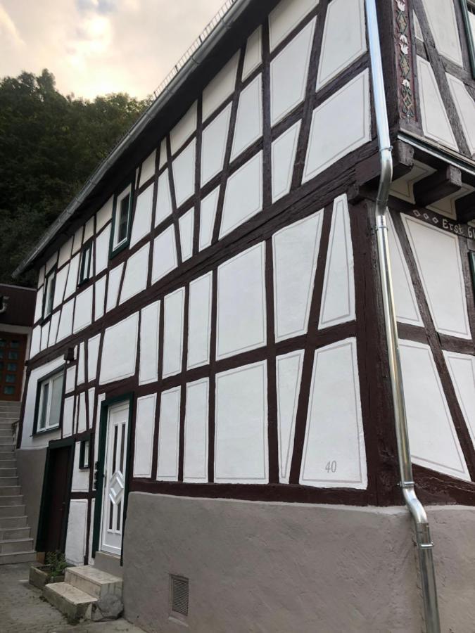 Schoene Ferienwohnung Gewoelbekeller Fachwerkhaus Бахарах Екстер'єр фото